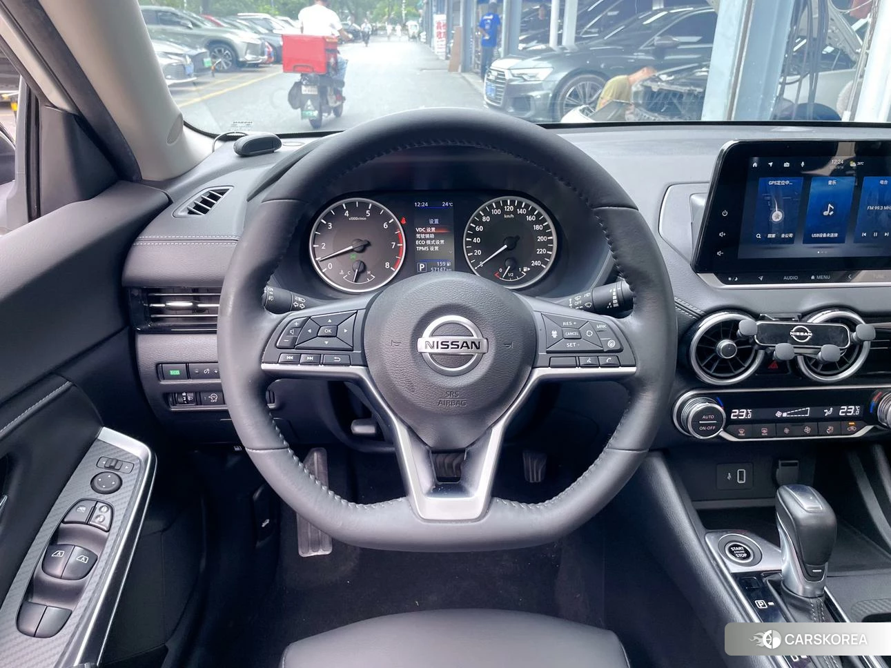 Nissan Sylphy 2021 Белый из Китая, фото 3