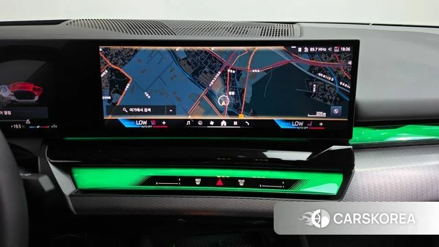 BMW 5 Series (G60) 2026 Цвет галактики из Кореи, фото 3