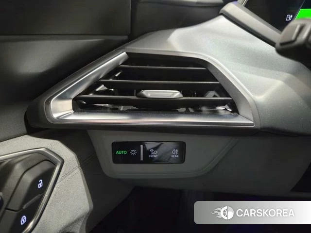 Audi e-tron 2024 Другой из Китая, фото 3