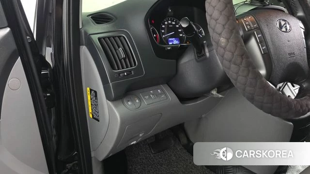 Hyundai The New Grand Starex 2018 Черный из Кореи, фото 3