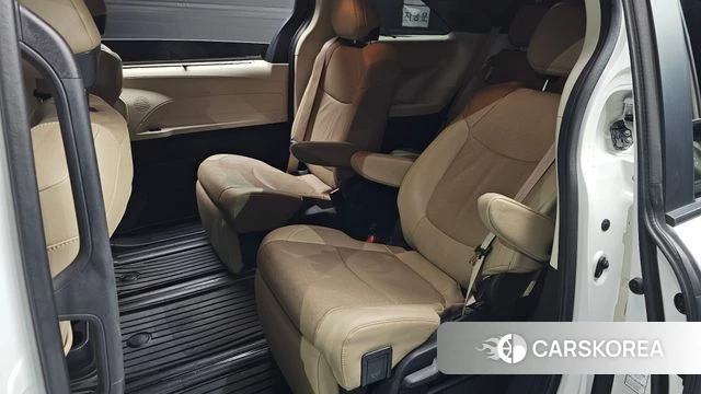 Toyota Sienna 4th Generation 2022 Белый из Кореи, фото 3