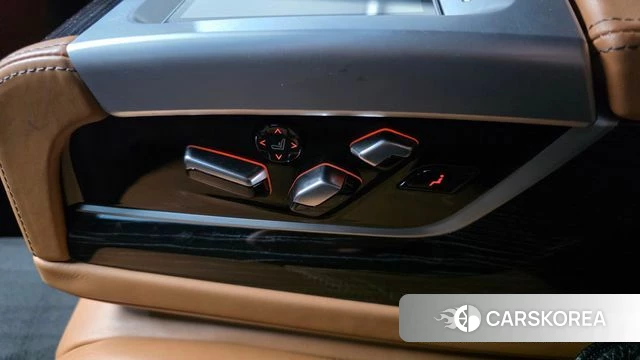 BMW 7 Series (G11) 2020 Черный из Кореи, фото 3