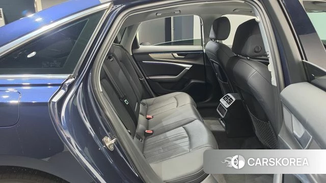 Audi A6 (C8) 2021 Синий из Кореи, фото 3