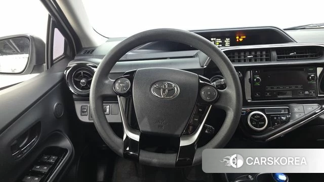 Toyota Prius C 2018 Белый из Кореи, фото 3