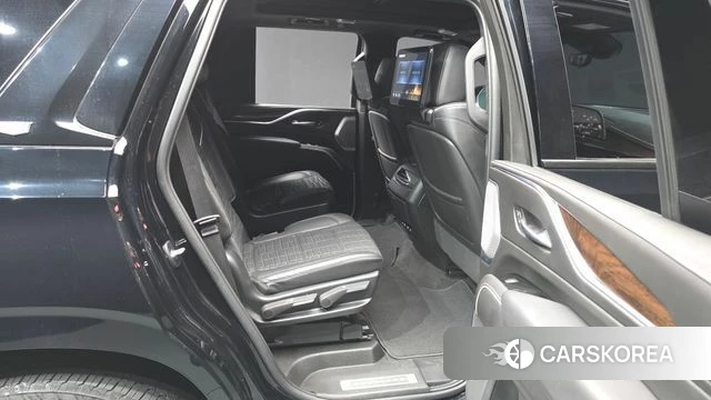 Cadillac Escalade 5th Generation 2023 Черный из Кореи, фото 3