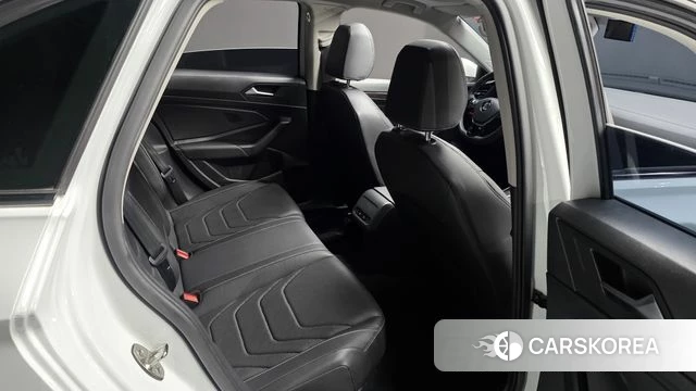 Volkswagen 7th Generation of Jetta 2021 Белый из Кореи, фото 3