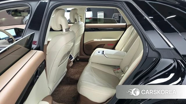 Hyundai Grandeur Hybrid (GN7) 2023 Черный из Кореи, фото 3