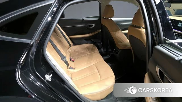 Hyundai Sonata D Edge Hybrid (DN8) 2023 Черный из Кореи, фото 3