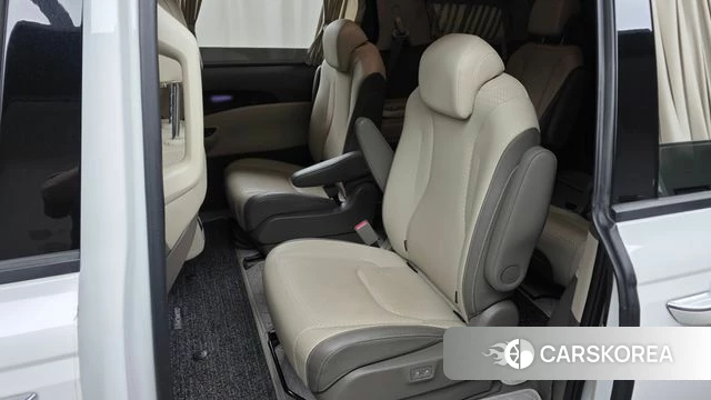 Kia Carnival 4th generation 2023 Белый из Кореи, фото 3