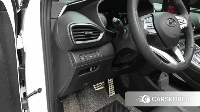 Hyundai The New Santa Fe 2023 Белый из Кореи, фото 3