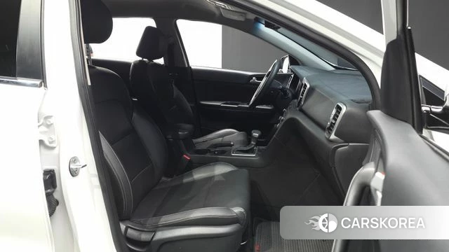 Kia Sportage 4th Generation 2018 Белый из Кореи, фото 3