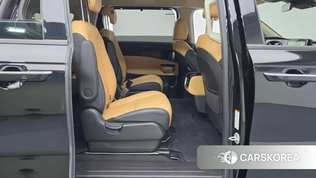 Kia Carnival 4th generation 2023 Черный из Кореи, фото 3