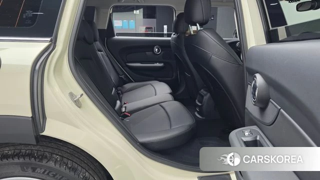 Mini Cooper Clubman 2021 Жемчужный двухцветный из Кореи, фото 3