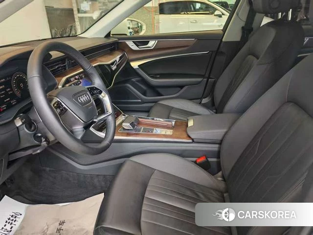 Audi A6 2021 Белый из Китая, фото 3