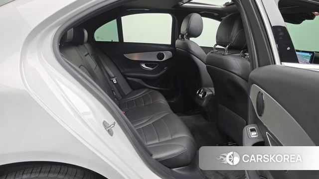 Mercedes-Benz C-Class W205 2020 Белый из Кореи, фото 3