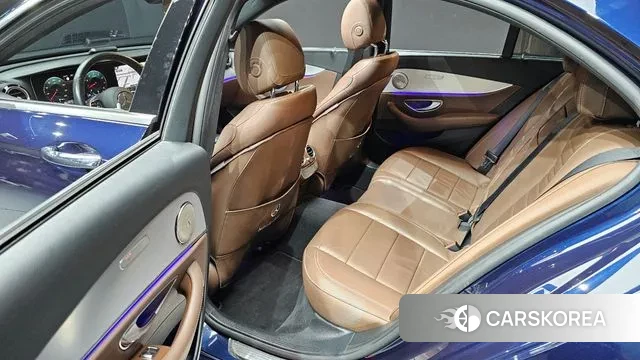 Mercedes-Benz E-Class W213 2021 Синий из Кореи, фото 3