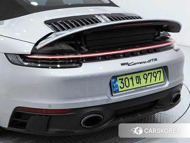 Porsche 911(992) 2022 Серебряный из Кореи, фото 3