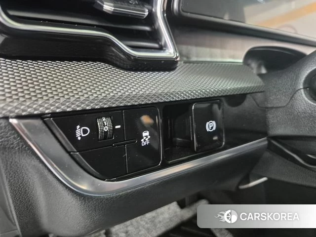 Kia Sportage 5th Generation 2024 Белый из Кореи, фото 3