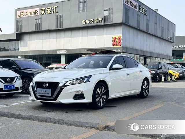 Nissan Altima 2022 Белый из Китая, фото 3