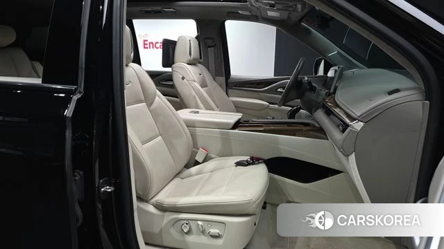 Cadillac Escalade 5th Generation 2023 Черный из Кореи, фото 3