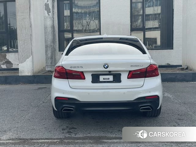 BMW 5 series 2020 Белый из Китая, фото 3