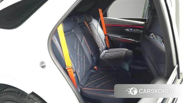 Genesis GV70 2025 Белый из Кореи, фото 3