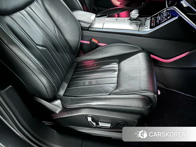 Audi A6L 2023 Темно-серый из Китая, фото 3