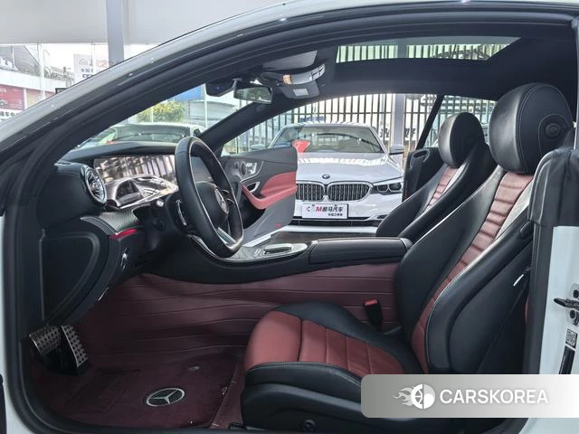 Mercedes-Benz E-Class 2023 Белый из Китая, фото 3