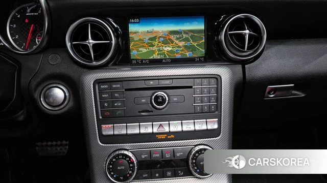 Mercedes-Benz SLC-Class R172 2018 Белый из Кореи, фото 3
