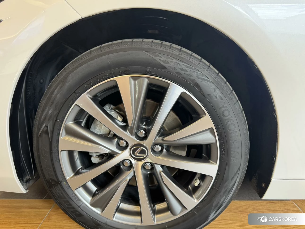 Lexus ES 2019 Белый из Китая, фото 3
