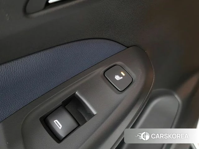 Chevrolet (GM Daewoo) Bolt EUV 2023 Белый из Кореи, фото 3