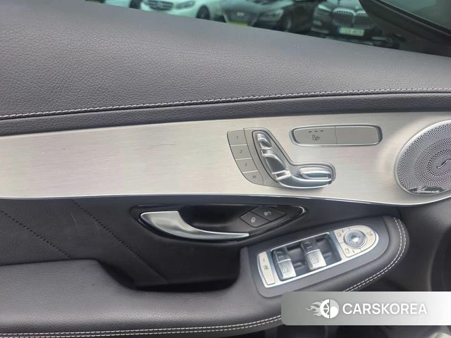 Mercedes-Benz GLC-Class X253 2019 Белый из Кореи, фото 3