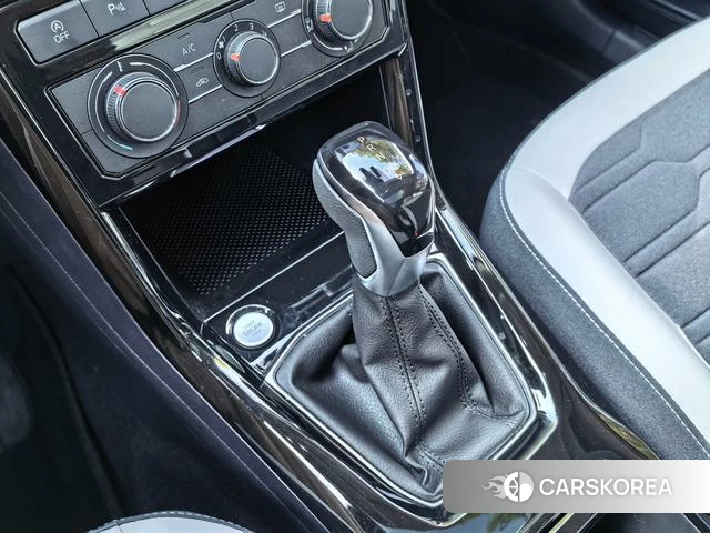 Volkswagen Tharu 2025 Белый из Китая, фото 3