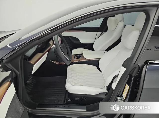 Tesla Model S 2026 Серый из Кореи, фото 3