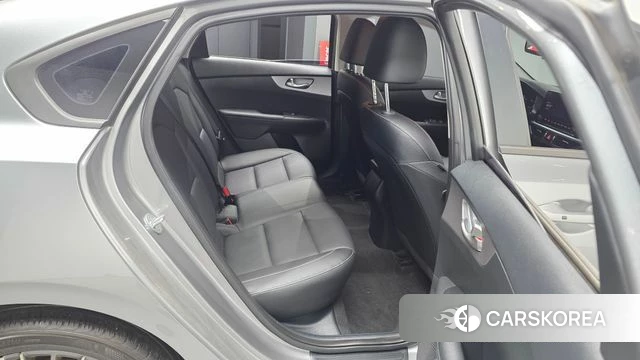 Kia The New K3 2nd generation 2021 Серый из Кореи, фото 3