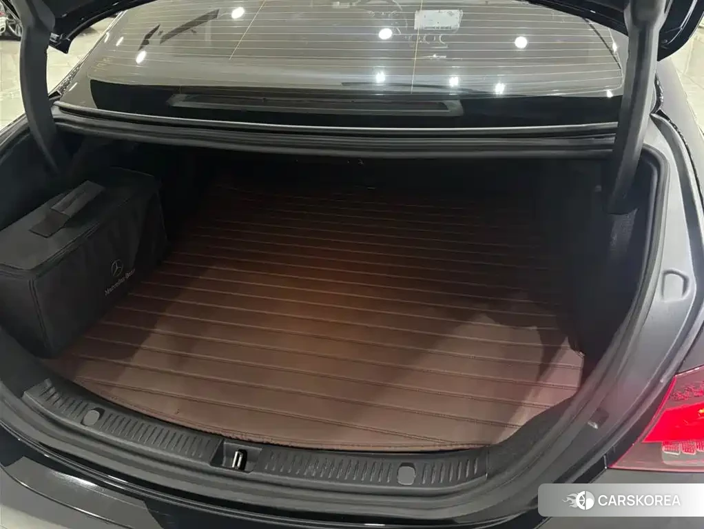 Mercedes-Benz E-Class 2022 Черный из Китая, фото 3