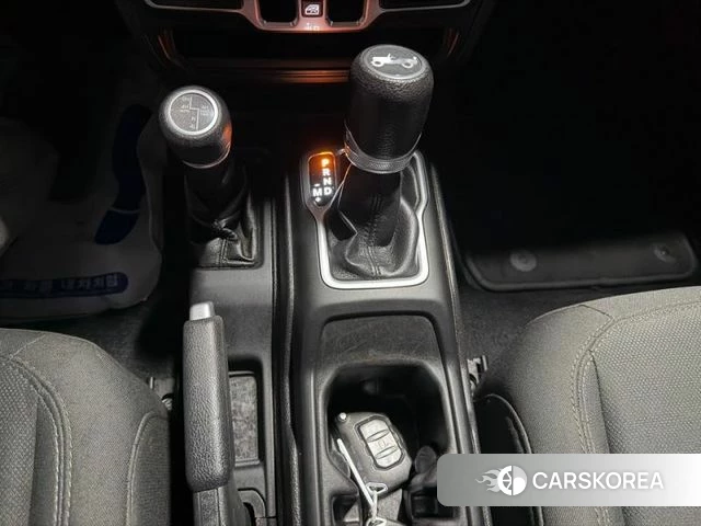 Jeep Wrangler (JL) 2018 Красный из Кореи, фото 3