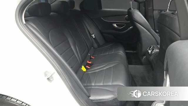 Mercedes-Benz C-Class W205 2018 Белый из Кореи, фото 3