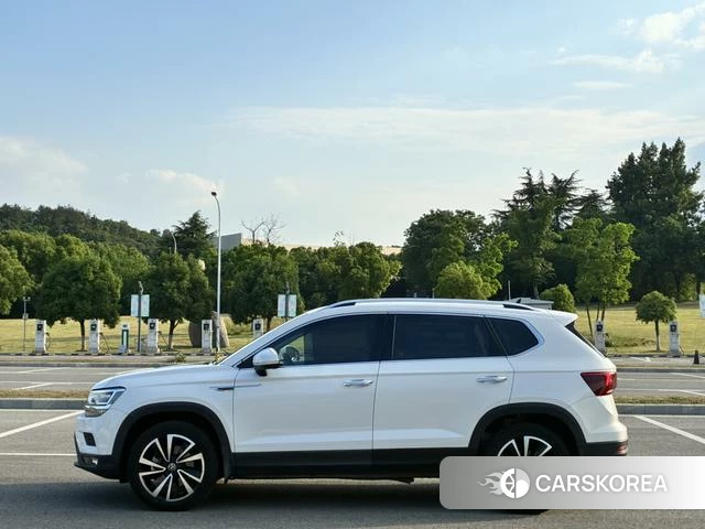 Volkswagen Tharu 2021 Белый из Китая, фото 3