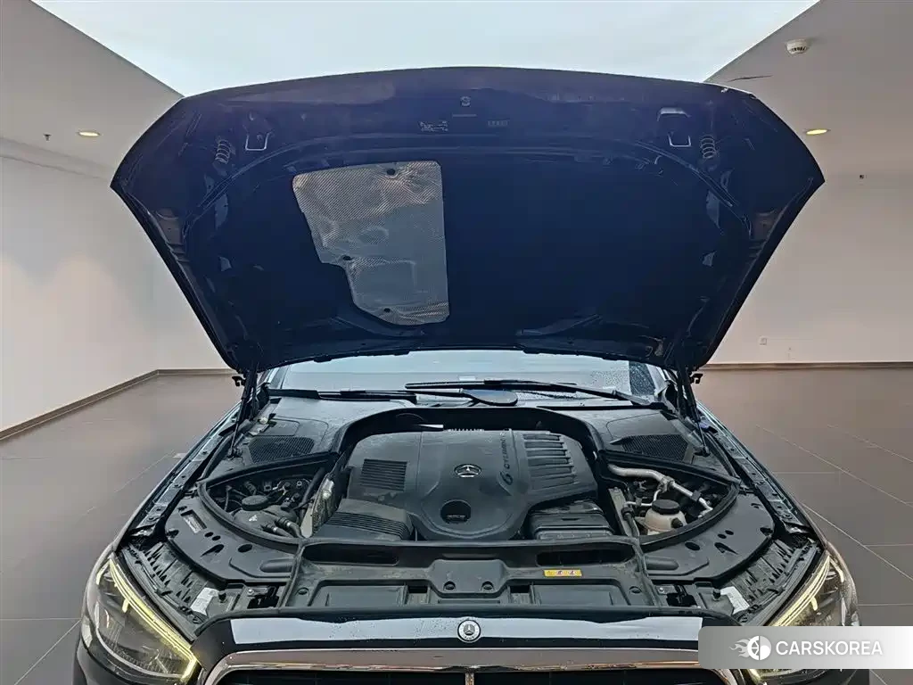 Mercedes-Benz S-Class 2024 Черный из Китая, фото 3