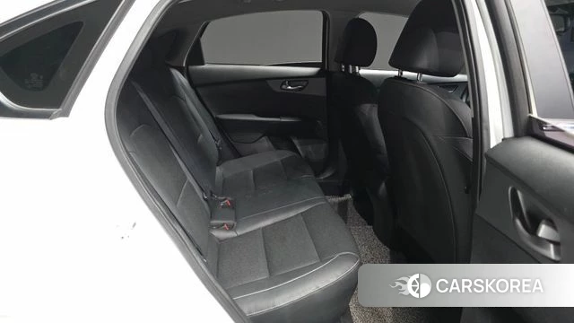 Kia Come New K3 2021 Белый из Кореи, фото 3