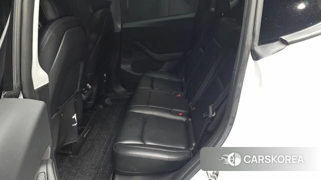 Tesla Model Y 2021 Белый из Кореи, фото 3