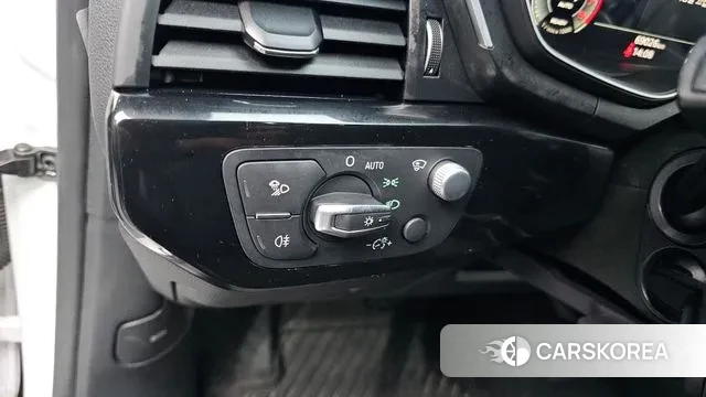 Audi A5 (F5) 2022 Белый из Кореи, фото 3