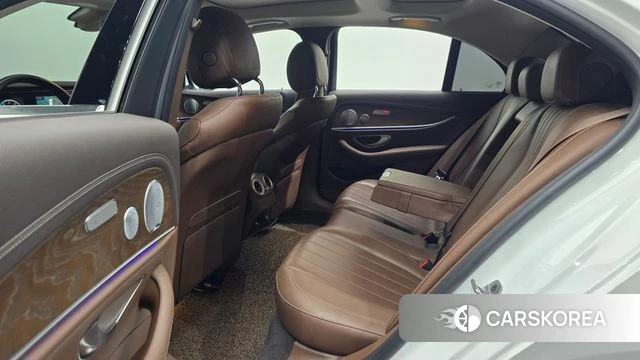 Mercedes-Benz E-Class W213 2019 Белый из Кореи, фото 3