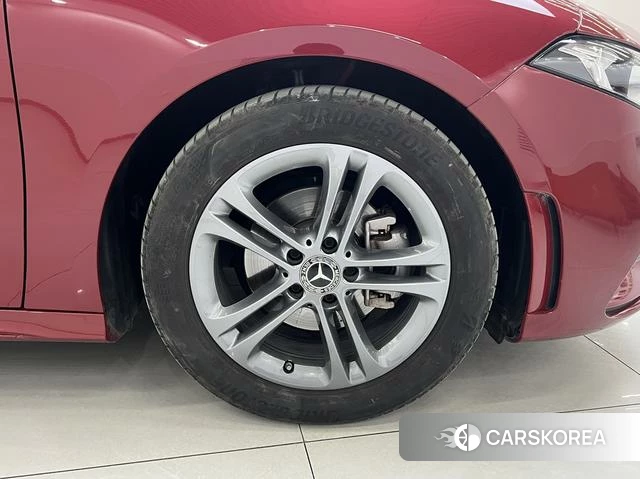 Mercedes-Benz A-Class 2021 Красный из Китая, фото 3