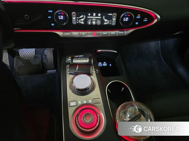 Genesis GV70 2023 Черный из Кореи, фото 3