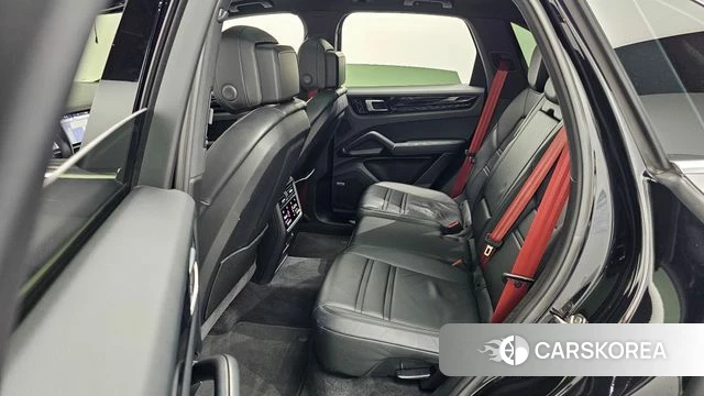 Porsche Cayenne (PO536) id 4918663 из Кореи 3