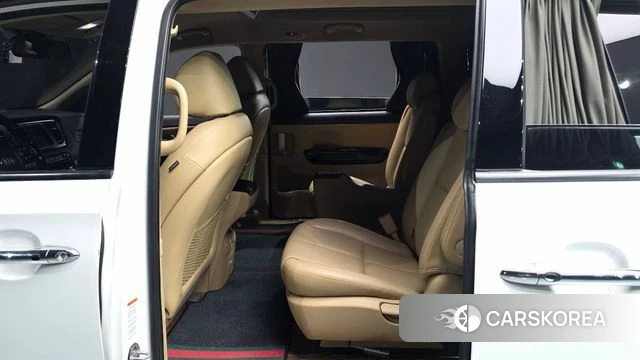 Kia The New Carnival 2018 Белый из Кореи, фото 3