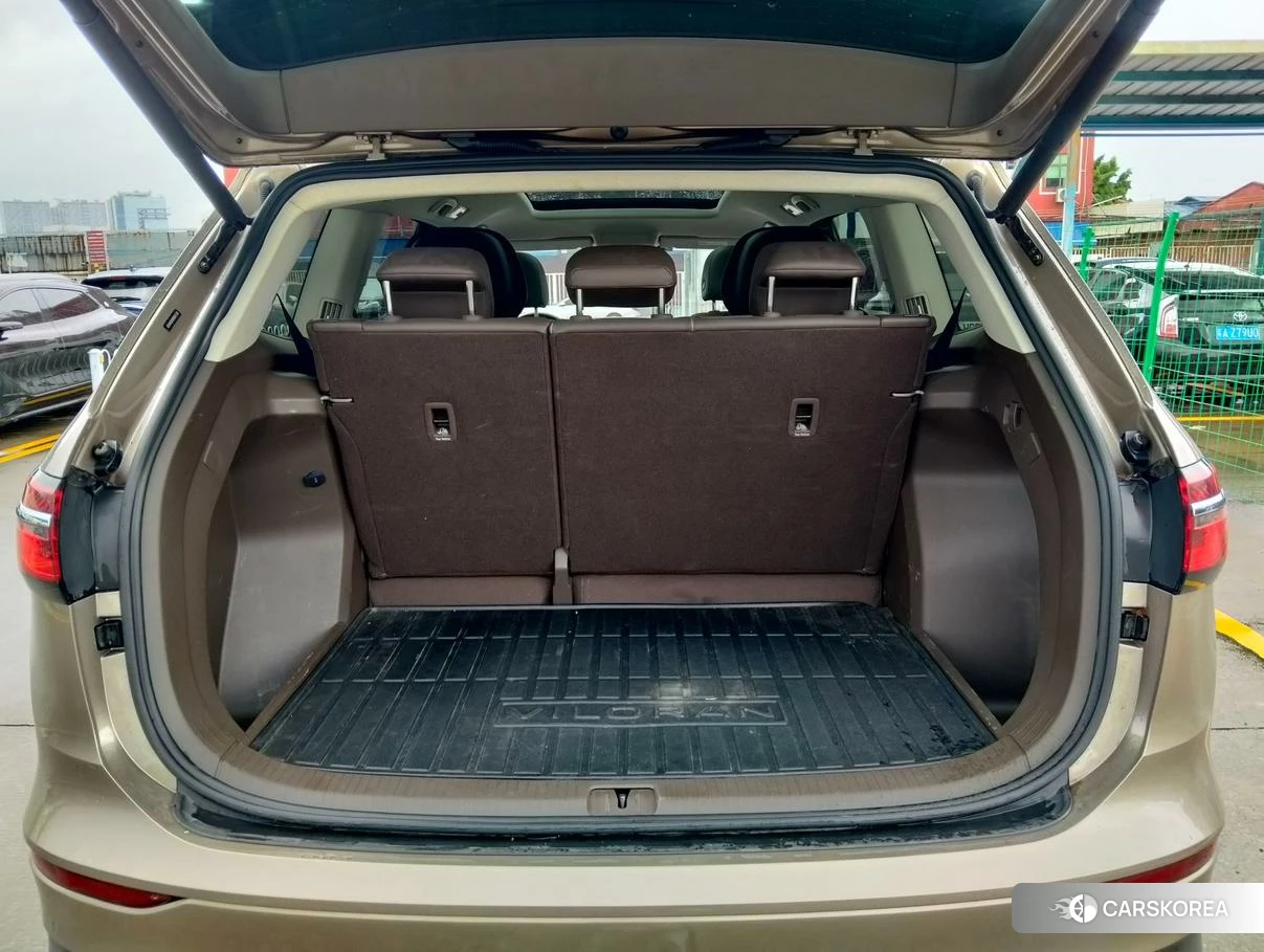 Volkswagen Viloran 2020 Коричневый из Китая, фото 3