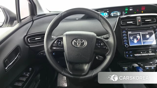 Toyota Prius 4th Generation 2019 Белый из Кореи, фото 3
